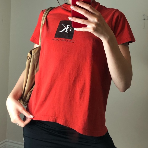 90s Calvin Klein tee - Picture 2 of 4